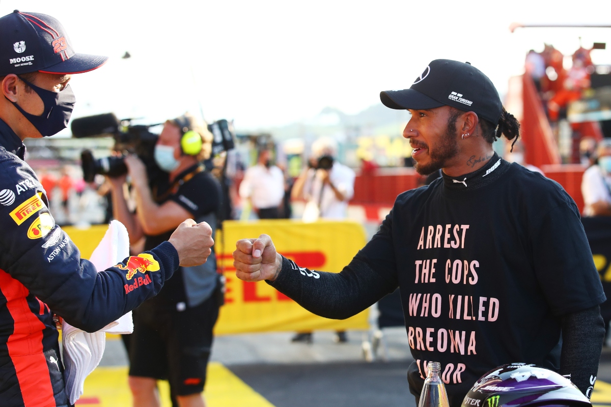 Alex Albon e Lewis Hamilton (Getty Images)