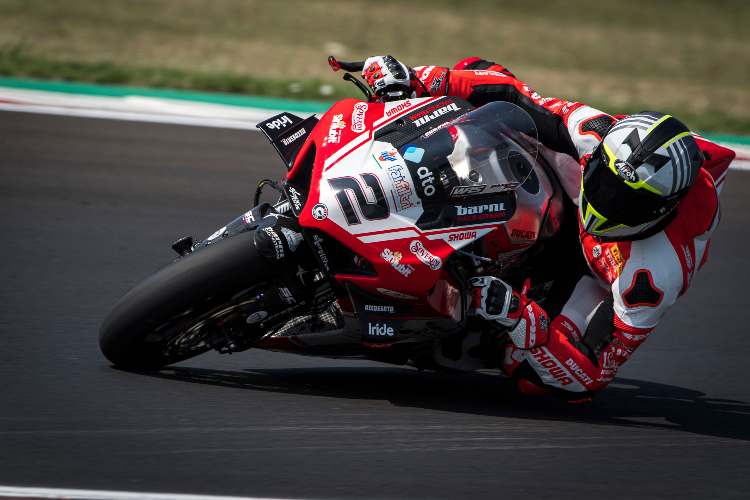 Leon Camier Superbike