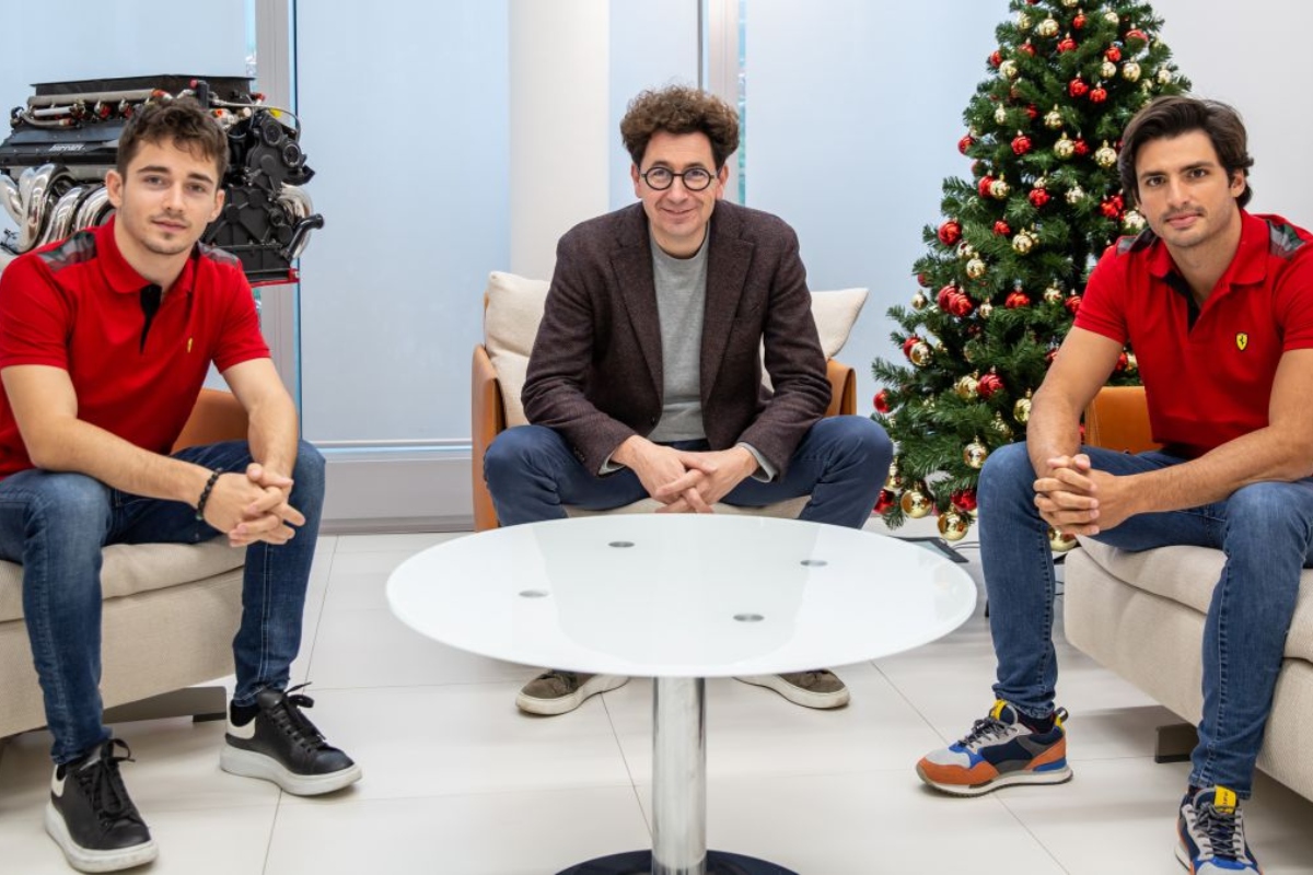 Charles Leclerc, Mattia Binotto e Carlos Sainz Jr. (As.com)