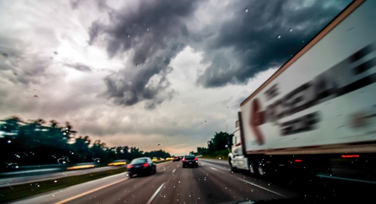 Pioggia in autostrada