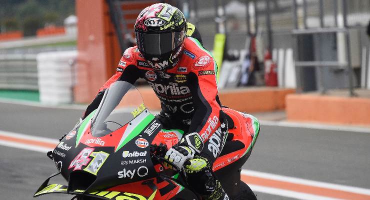 Aleix Espargaro sulla Aprilia al Gran Premio di Valencia di MotoGP 2020