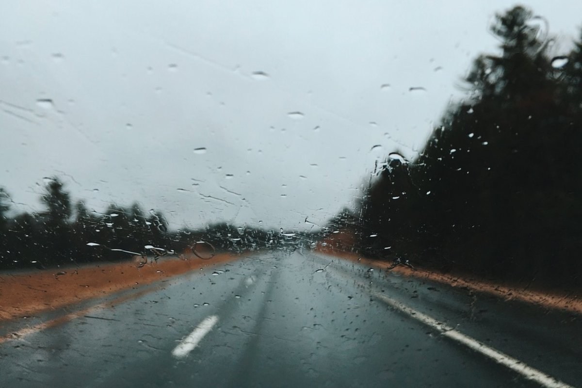 Pioggia in autostrada