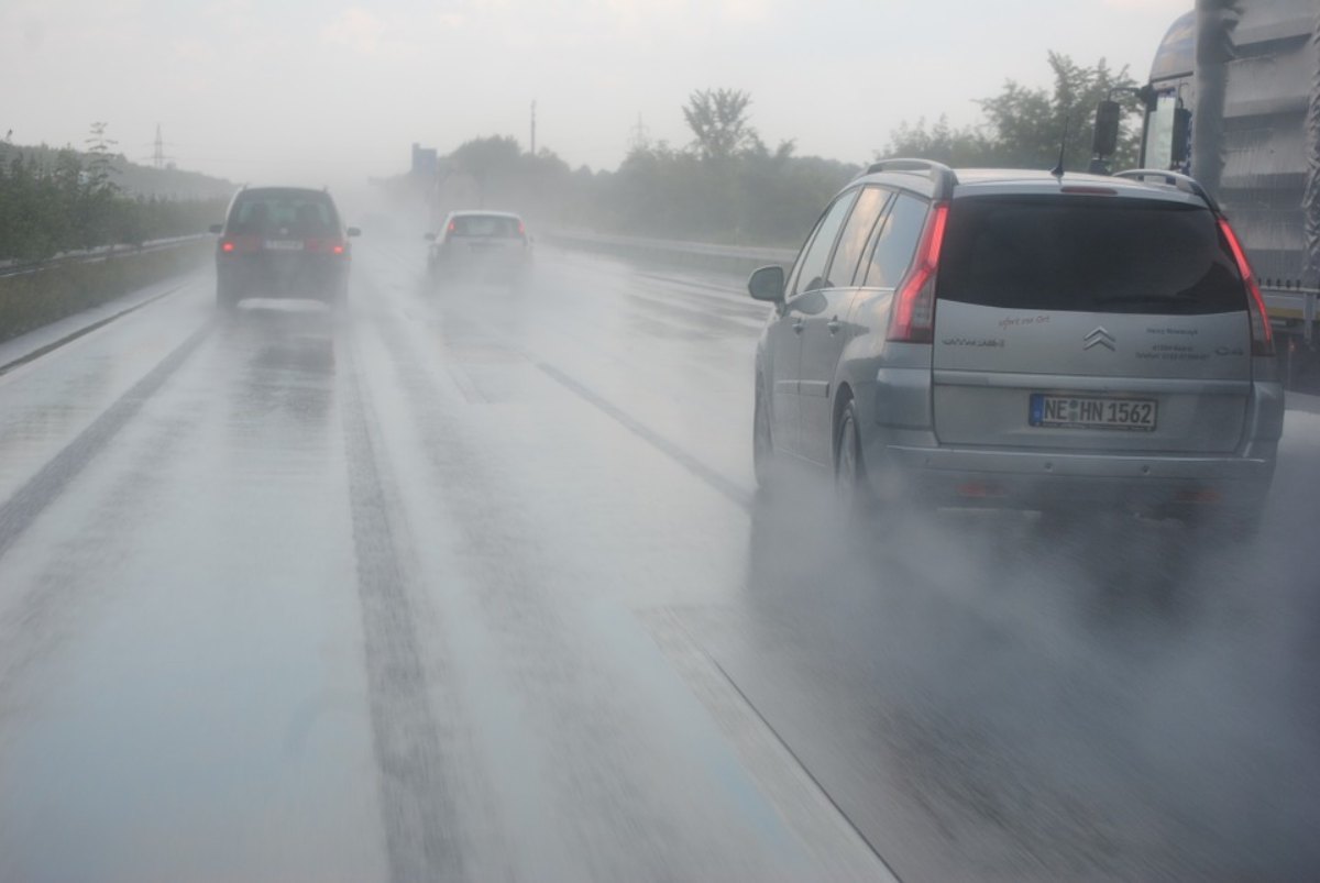 Pioggia in autostrada