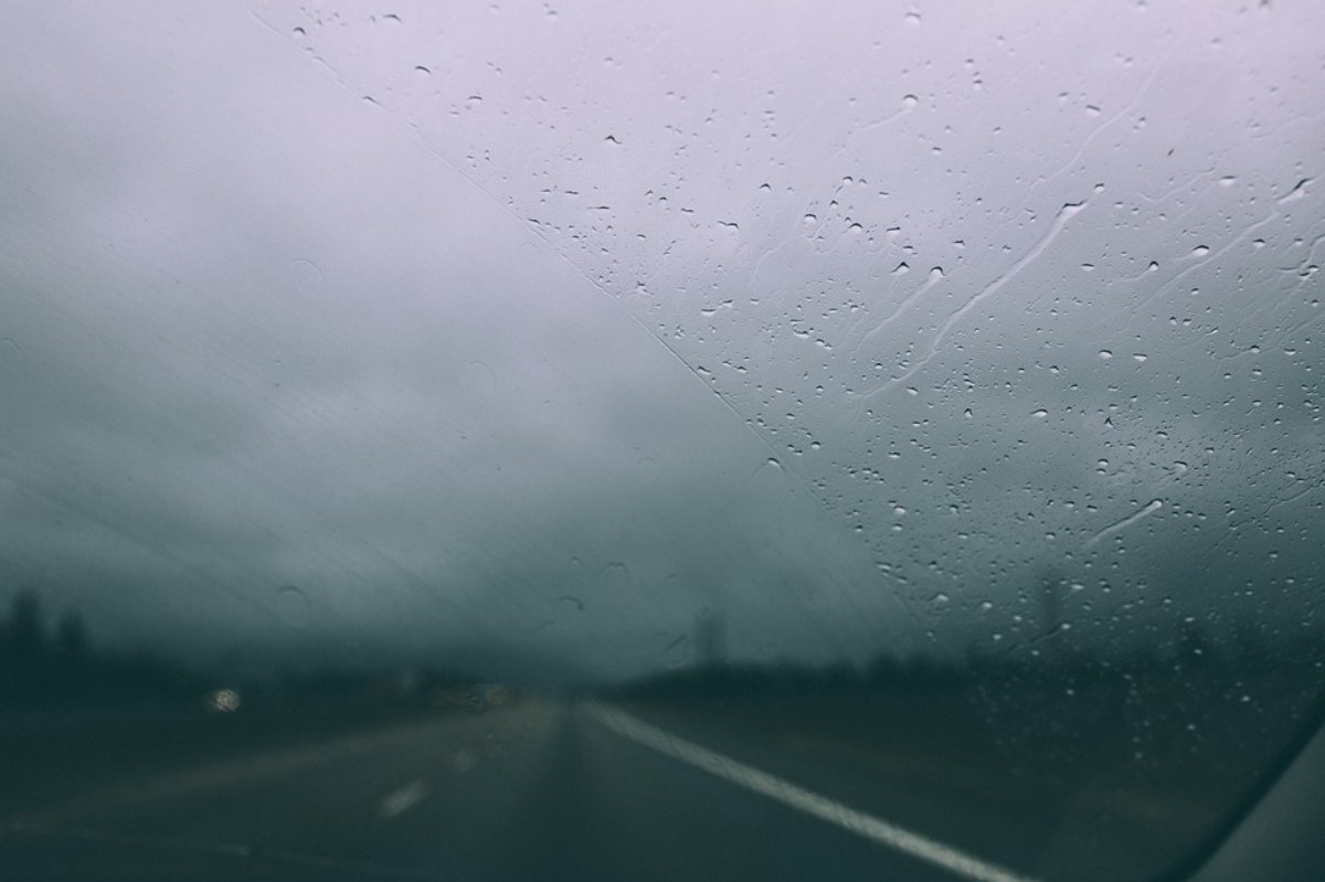 Pioggia in autostrada