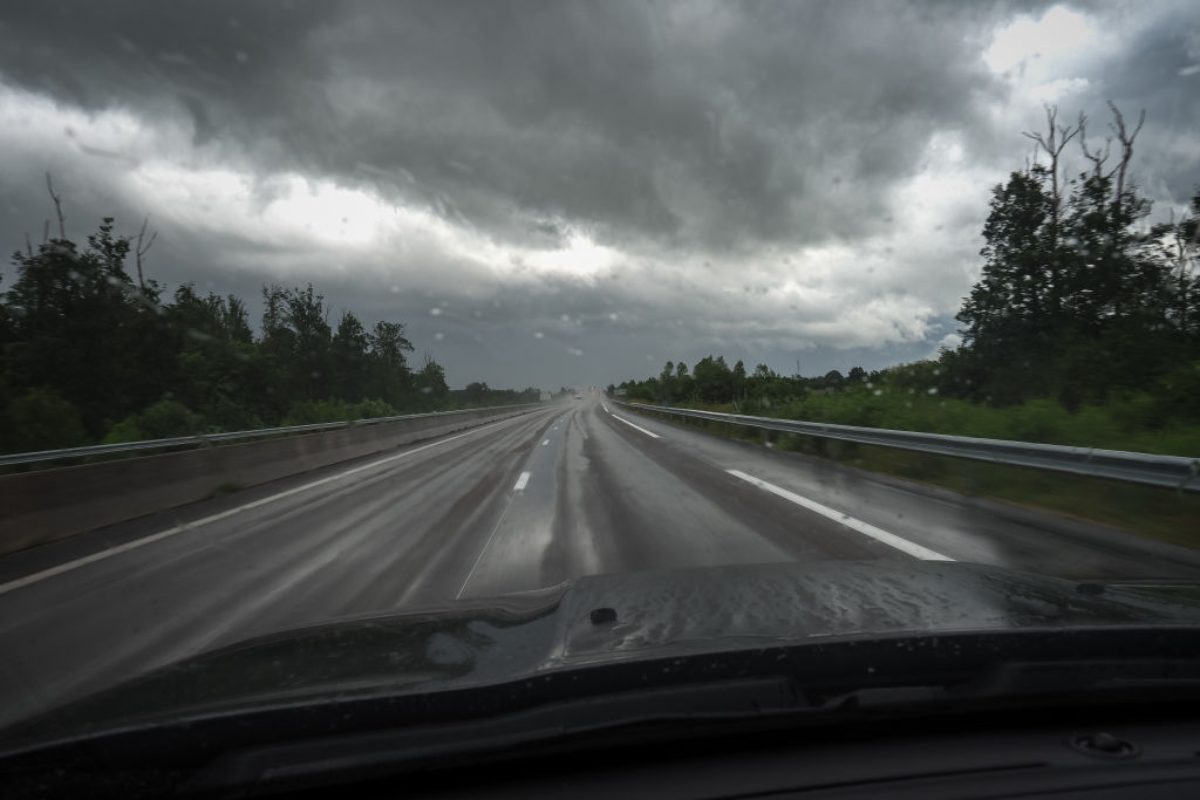 Pioggia in autostrada