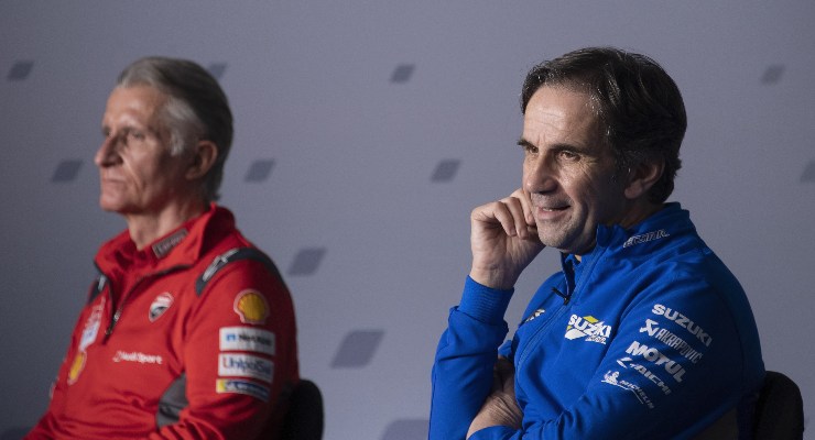 Davide Brivio, ormai ex team principal della Suzuki in MotoGP, e il suo potenziale sostituto, Paolo Ciabatti