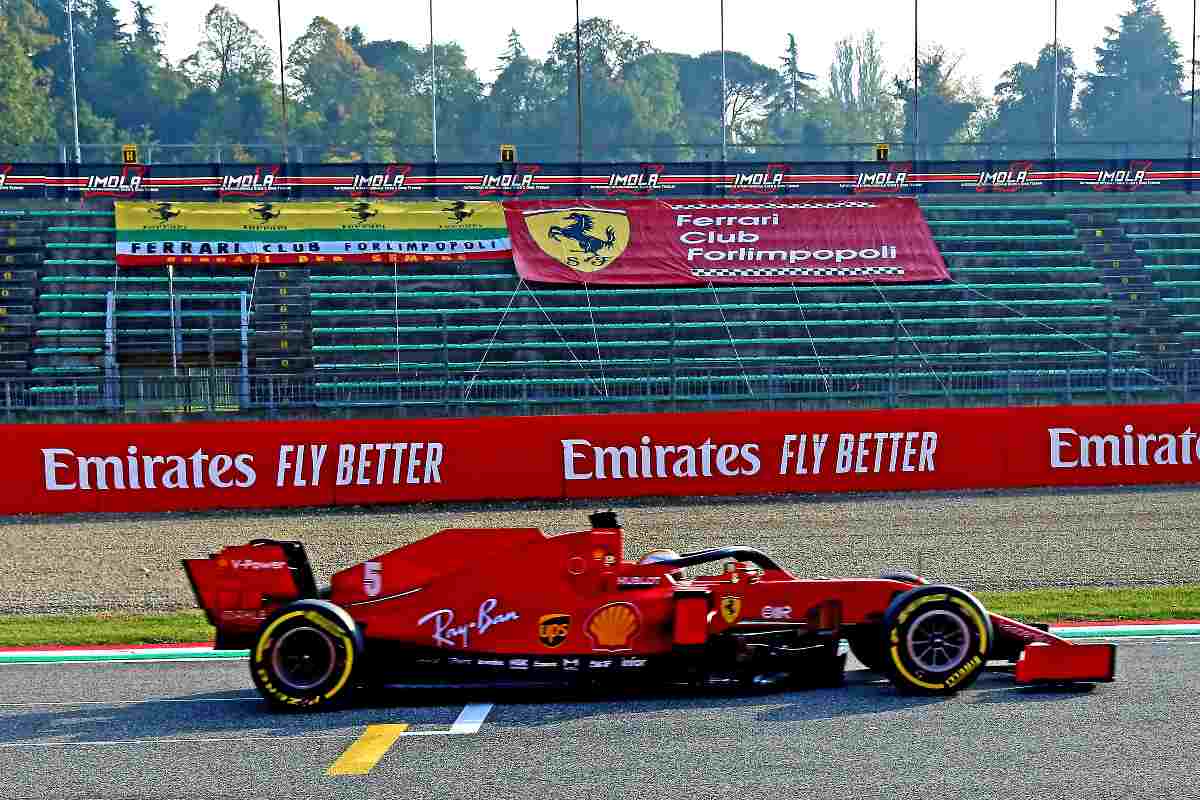 Una fase di gara del Gran Premio dell'Emilia Romagna di F1 2020 a Imola