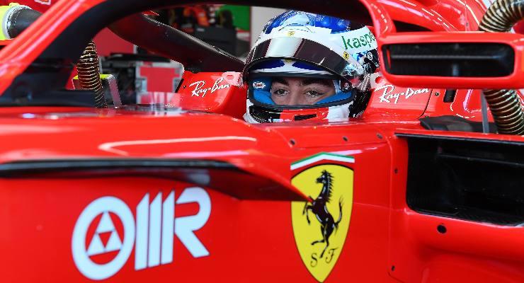 Giuliano Alesi prova la Ferrari a Fiorano