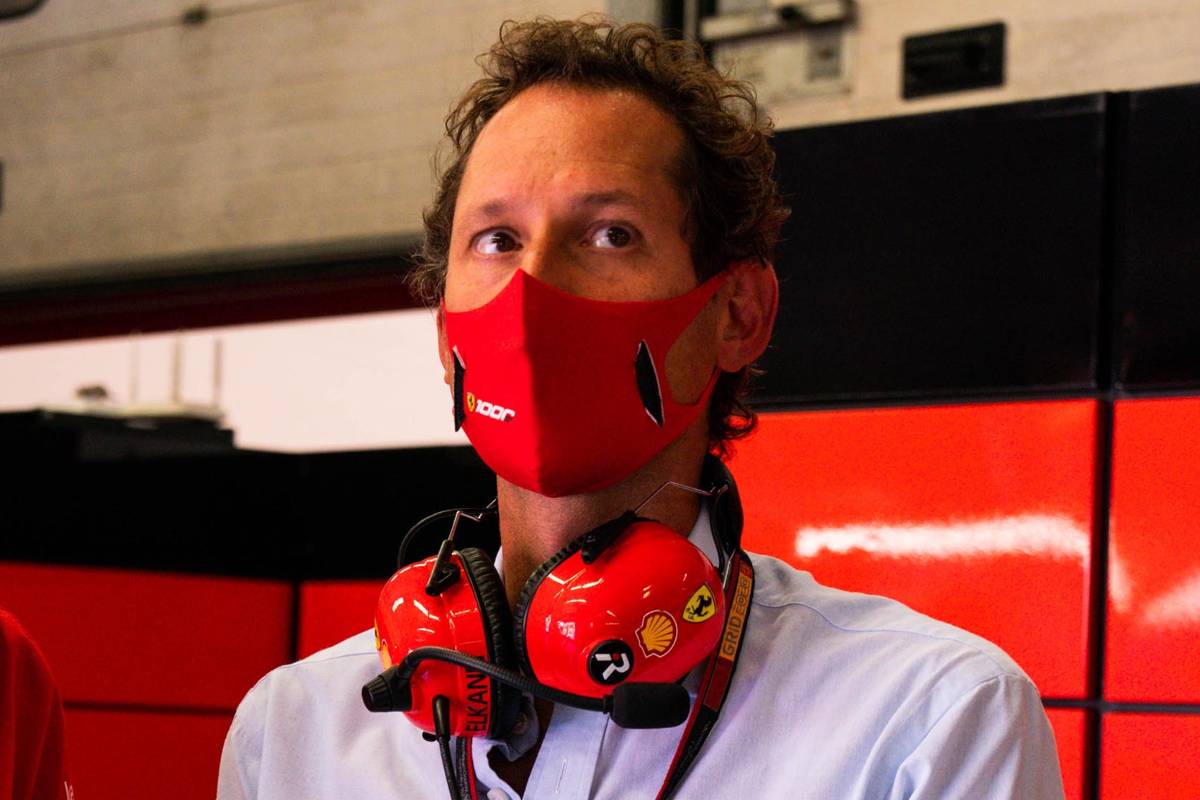 Il presidente John Elkann