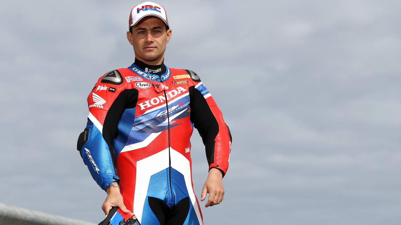 Leon Haslam Superbike