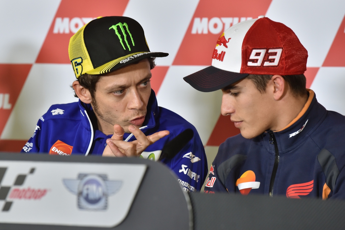 Marc Marquez e Valentino Rossi in conferenza stampa (Getty Images)