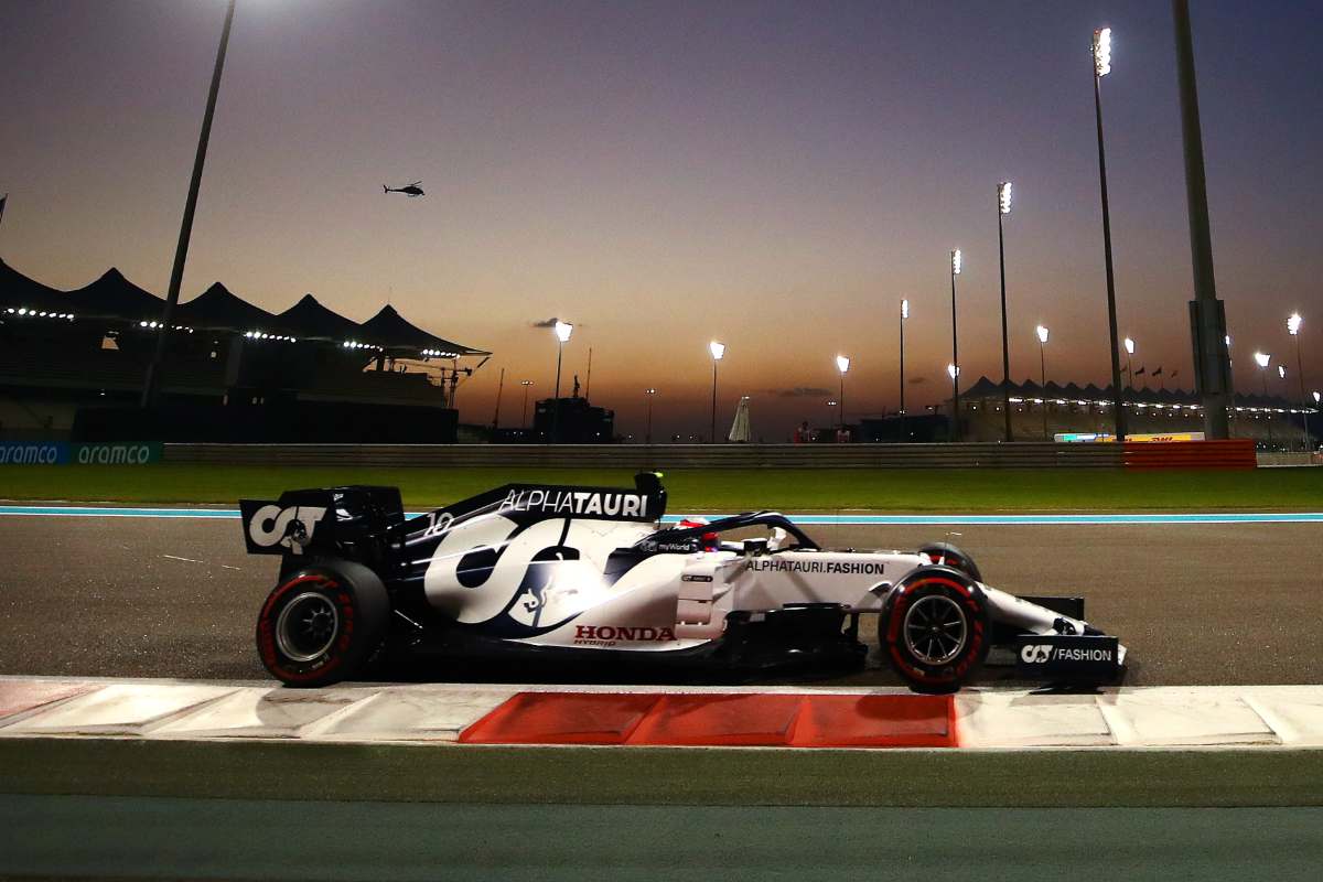 La AlphaTauri di Pierre Gasly in pista (Foto Bryn Lennon/Getty Images/Red Bull)