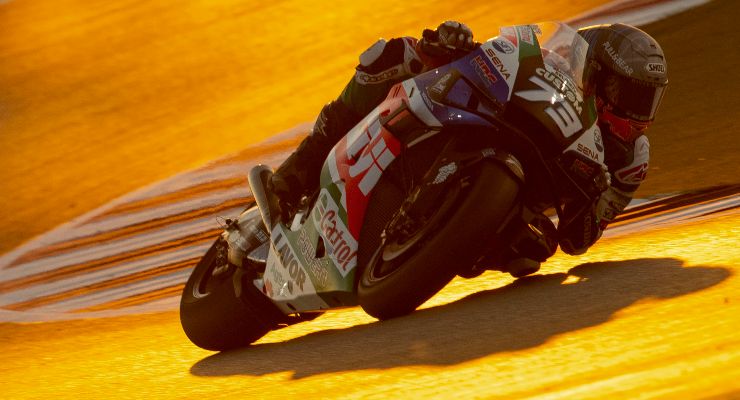 Alex Marquez in pista sulla Lcr Honda nei test MotoGP di Losail, in Qatar