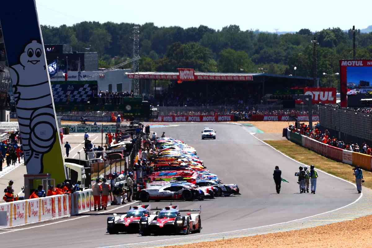 La partenza della 24 Ore di Le Mans