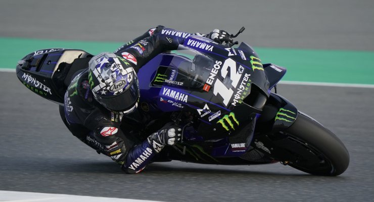 Maverick Vinales in pista nei test MotoGP di Losail, in Qatar