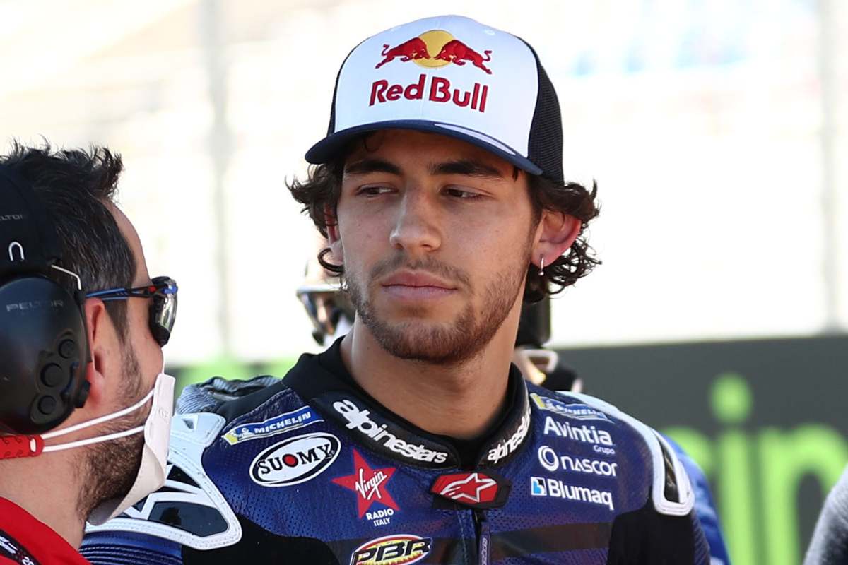 Enea Bastianini sulla sua Ducati Avintia sulla griglia di partenza del Gran Premio del Portogallo di MotoGP 2021 a Portimao