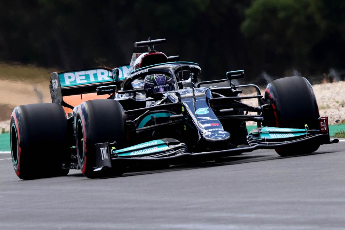 Lewis Hamilton nelle prove libere del Gran Premio del Portogallo di F1 2021 a Portimao