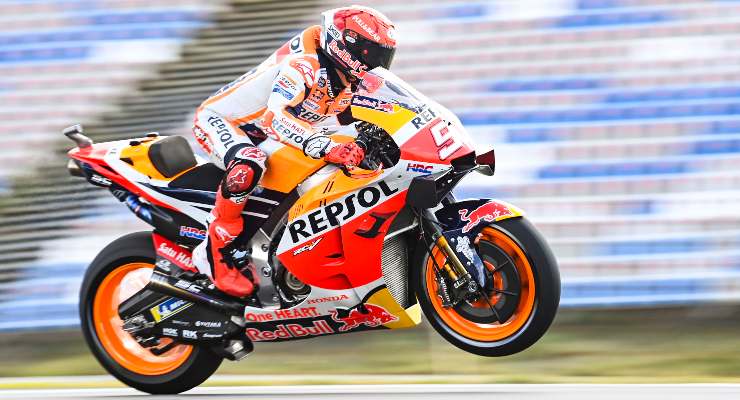 Marc Marquez in sella alla Honda nel Gran Premio del Portogallo di MotoGP 2021 a Portimao