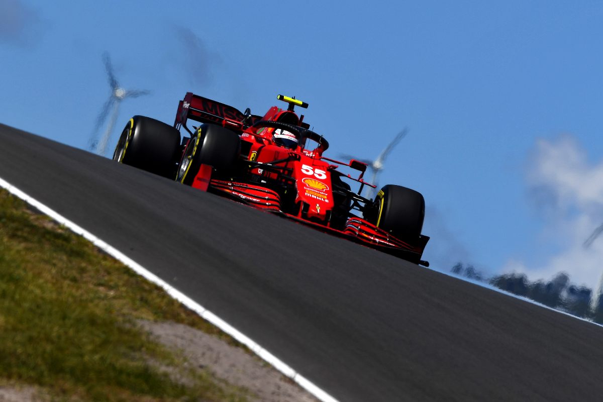 Carlos Sainz nelle prove libere del Gran Premio del Portogallo di F1 2021 a Portimao