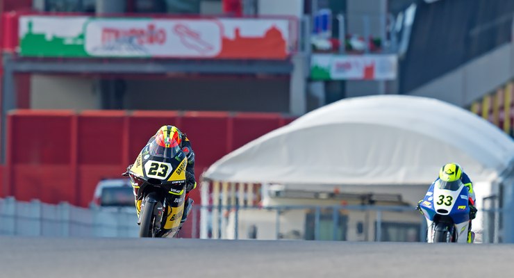 Una fase di gara del campionato italiano velocità di classe Moto3 al Mugello