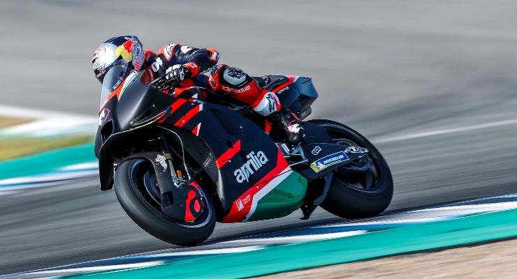 Andrea Dovizioso nel primo test con la RS-GP a Jerez