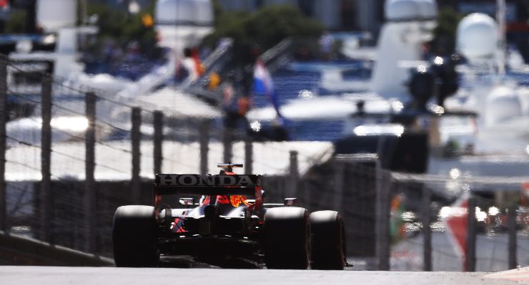 Max Verstappen in pista nelle prove libere del Gran Premio di Montecarlo di F1 2021 a Monaco