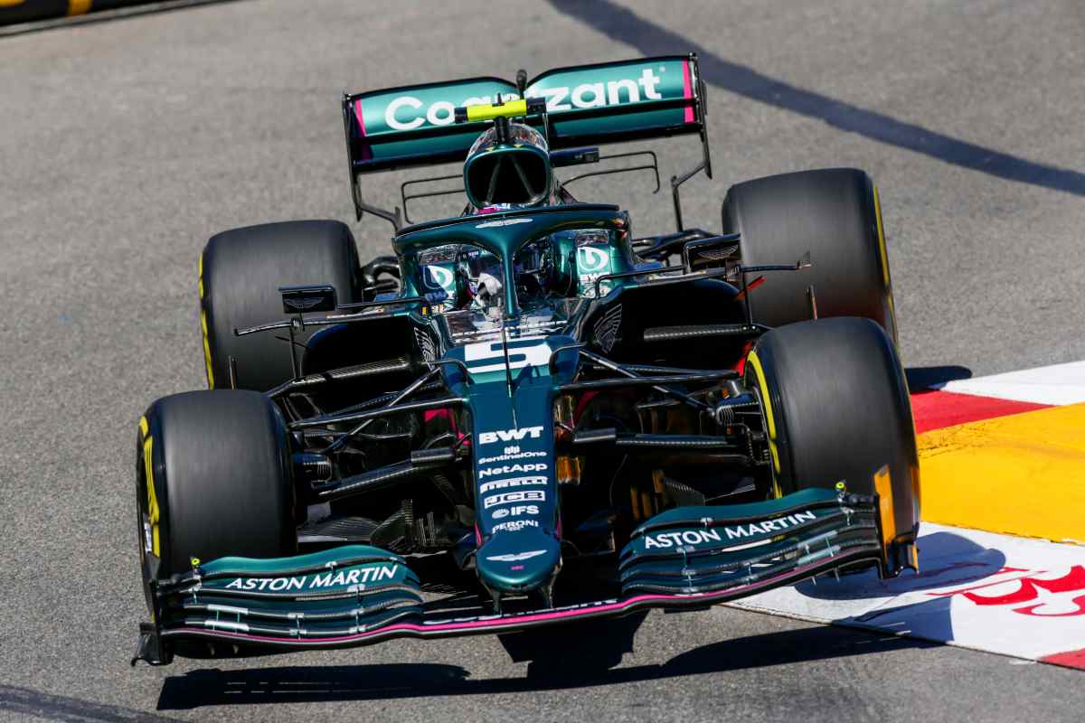 Sebastian Vettel sulla Aston Martin in pista nelle prove libere del Gran Premio di Montecarlo di F1 2021 a Monaco