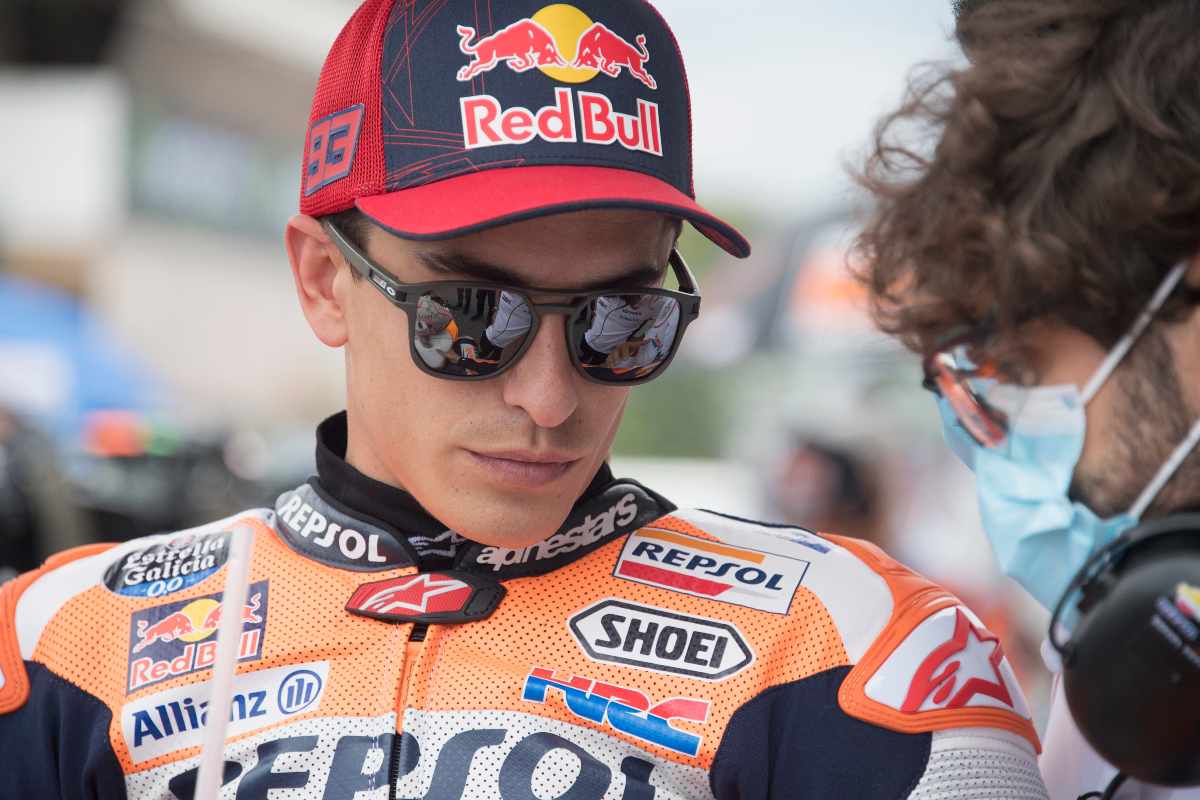 Marc Marquez in griglia di partenza prima di una gara (GettyImages)