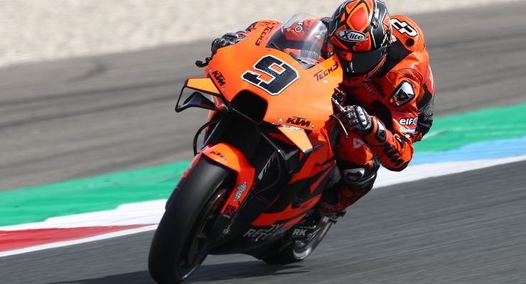 Danilo Petrucci in pista sulla Ktm al Gran Premio d'Olanda di MotoGP 2021 ad Assen