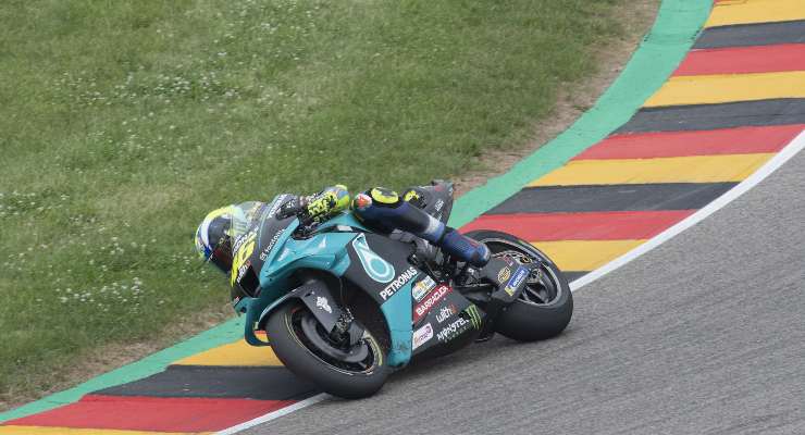 Valentino Rossi in pista in Germania (GettyImages)