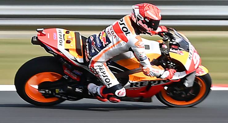 Marc Marquez sulla Honda nelle prove libere del Gran Premio d'Olanda di MotoGP 2021 ad Assen