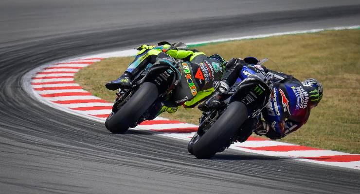 Valentino Rossi sulla Yamaha a Barcellona