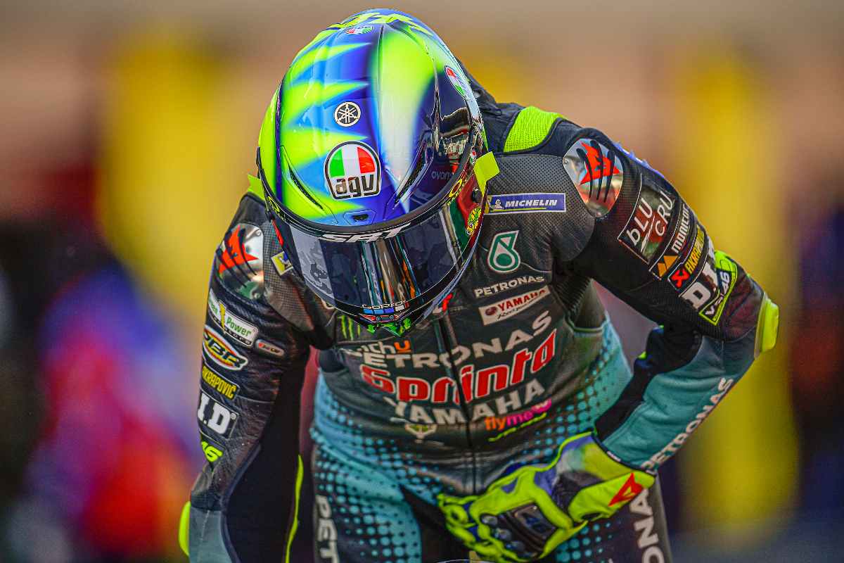 Valentino Rossi in pista sulla Yamaha nel Gran Premio d'Italia di MotoGP 2021 al Mugello