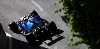 Una fase di gara del Gran Premio dell'Azerbaigian di Formula 1 2021 a Baku