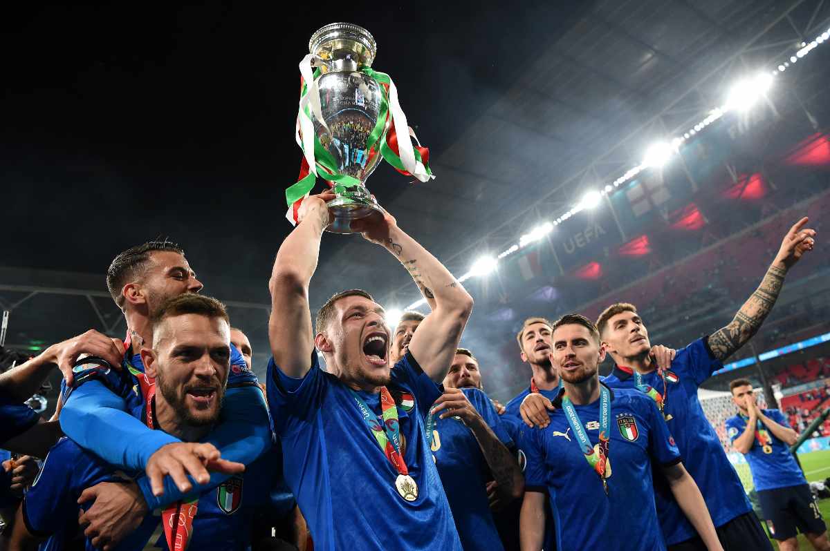 La nazionale italiana festeggia la vittoria dei campionati europei di calcio