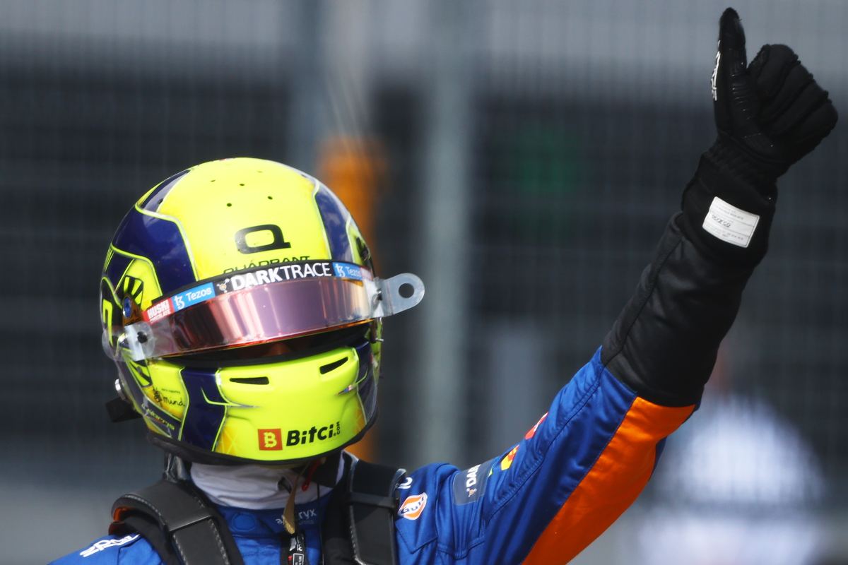 Lando Norris festeggia il secondo posto nelle qualifiche del Gran Premio d'Austria di F1 2021 al Red Bull Ring