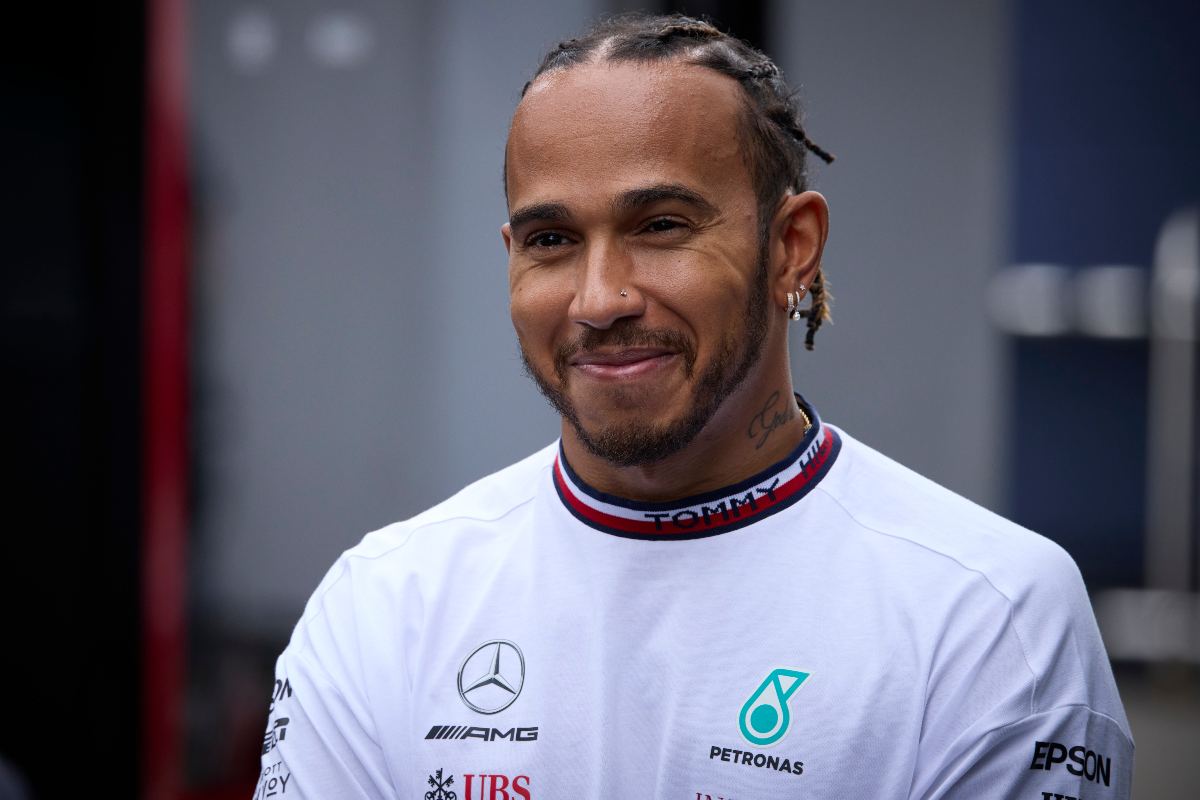 Lewis Hamilton nel paddock del Gran Premio di Gran Bretagna di F1 2021 a Silverstone