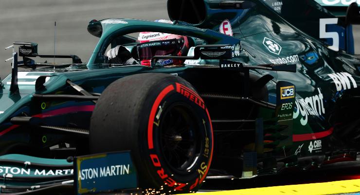 Sebastian Vettel sulla Aston Martin al Gran Premio d'Austria di F1 2021 al Red Bull Ring