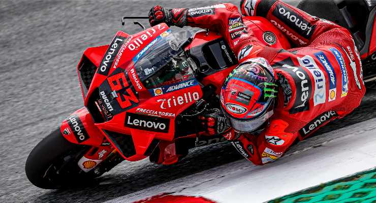Pecco Bagnaia in pista sulla Ducati al Gran Premio di Stiria di MotoGP 2021 al Red Bull Ring