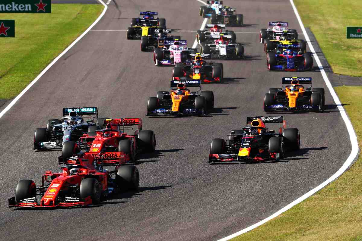Una fase di gara del Gran Premio del Giappone di F1 2021 a Suzuka