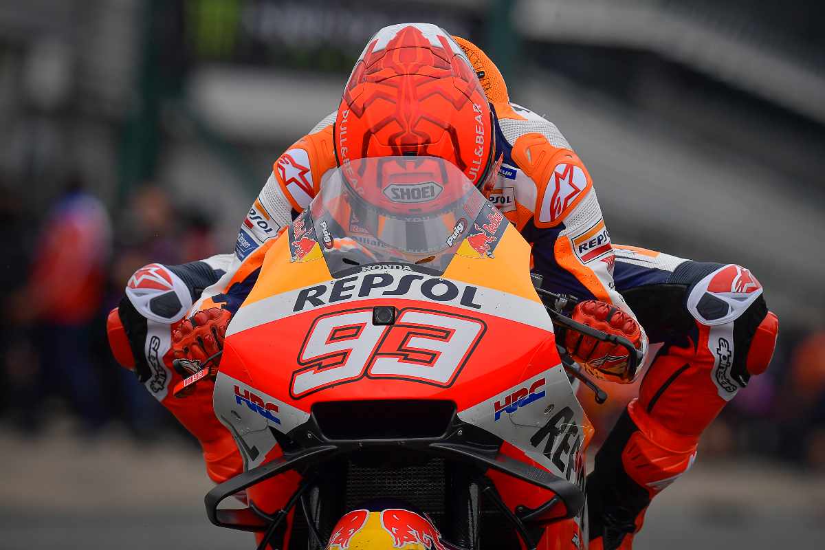 Marc Marquez sulla Honda nel Gran Premio di Gran Bretagna di MotoGP 2021 a Silverstone