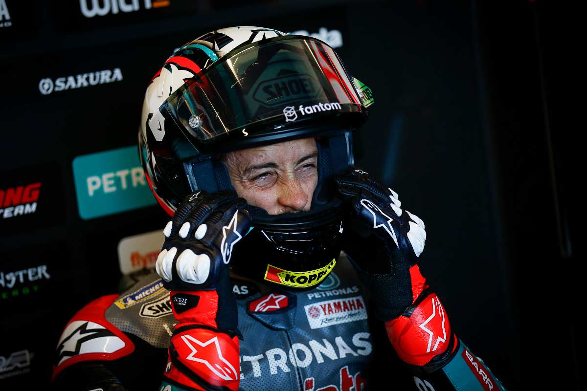 Andrea Dovizioso nel box della Petronas Yamaha al Gran Premio di San Marino di MotoGP 2021 a Misano Adriatico