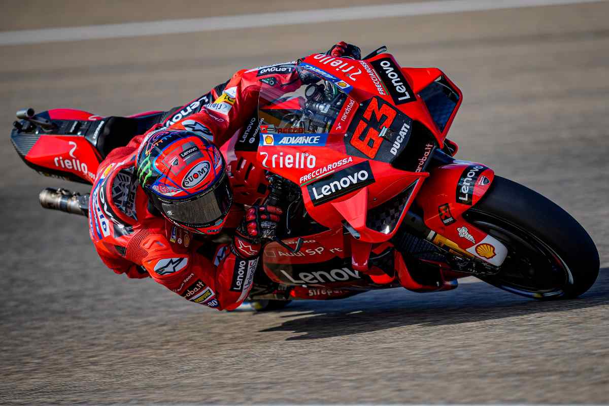 Pecco Bagnaia in pista nelle prove libere del Gran Premio di Aragon di MotoGP 2021 ad Alcaniz