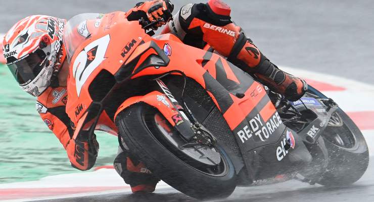 Iker Lecuona in pista sulla Ktm durante le prove libere del Gran Premio di San Marino di MotoGP 2021 a Misano Adriatico