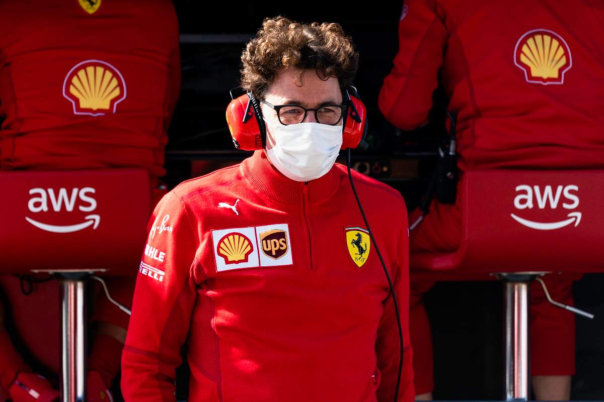 Mattia Binotto nella corsia dei box al Gran Premio d'Olanda di F1 2021 a Zandvoort