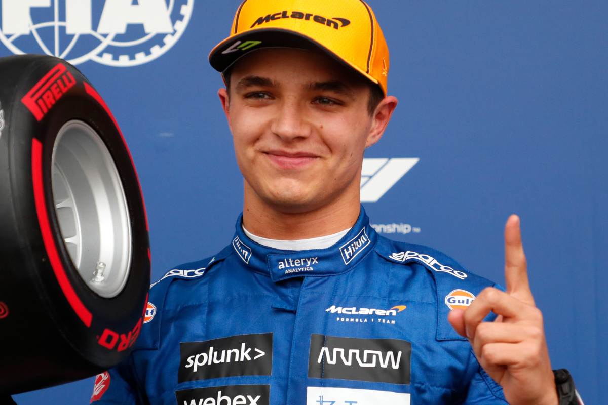 Lando Norris festeggia la pole position al Gran Premio di Russia di F1 2021 a Sochi