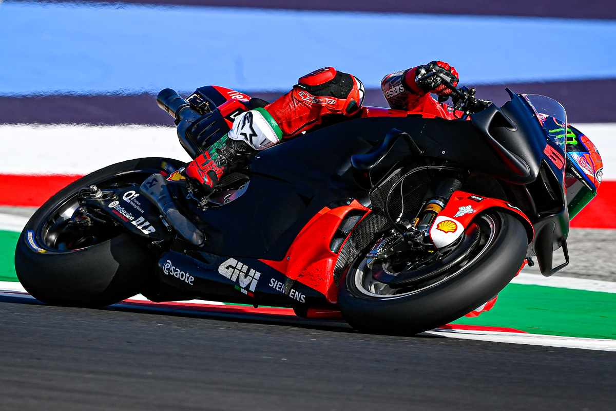 Pecco Bagnaia in pista sulla Ducati nei test MotoGP di Misano Adriatico