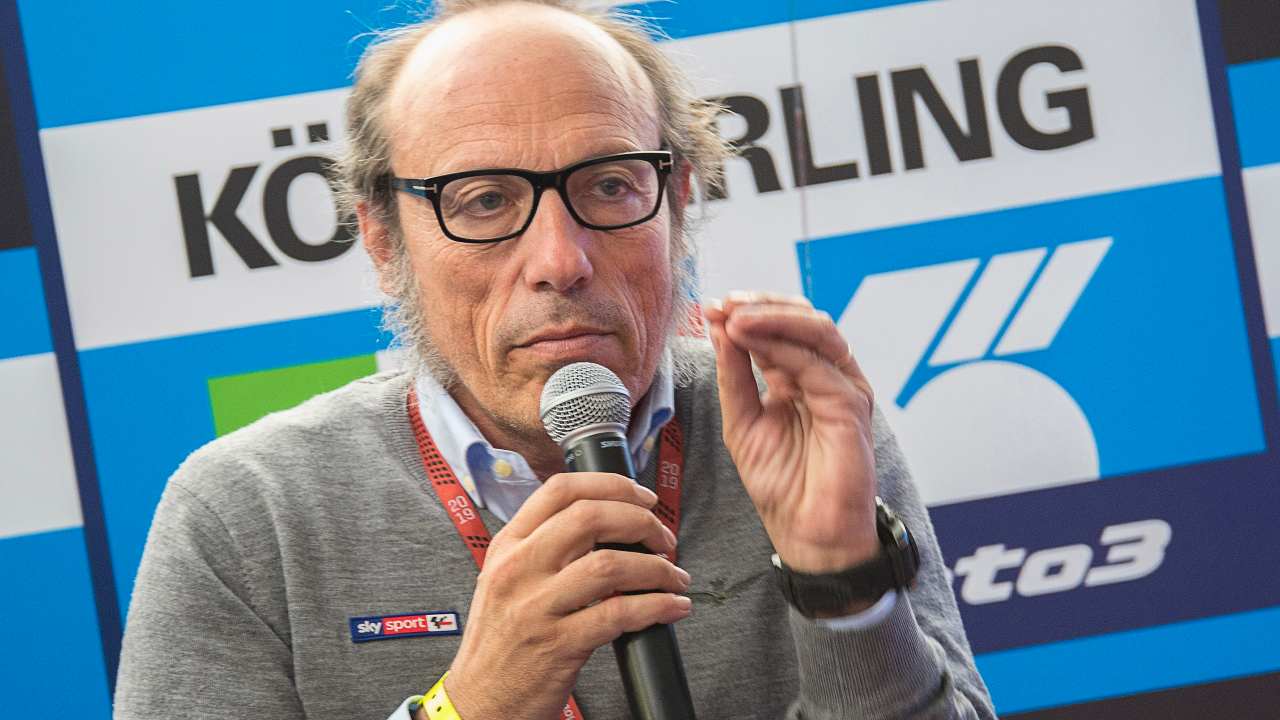 Guido Meda telecronista di MotoGP (Foto Getty Images)