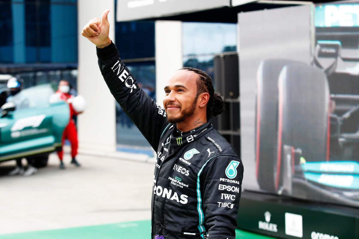 Lewis Hamilton dopo le qualifiche turche (Foto di Umit Bektas - Pool/Getty Images)