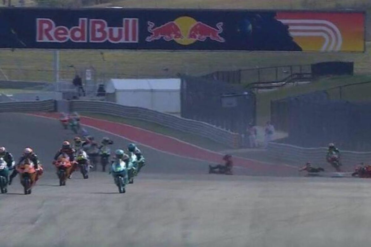 Le immagini dell'incidente ad Austin durante la Moto3 (Foto Facebook)